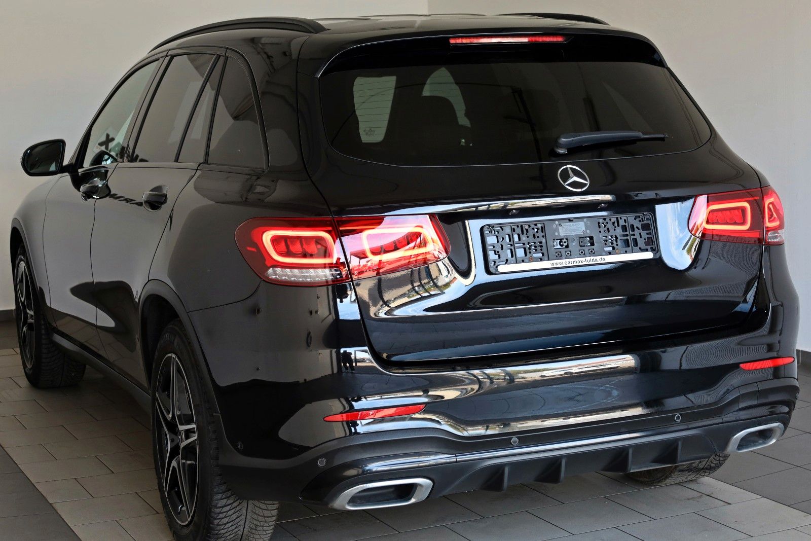 Fahrzeugabbildung Mercedes-Benz GLC 200d AMG Line TLeder,Navi,LED,Night/Park Pak