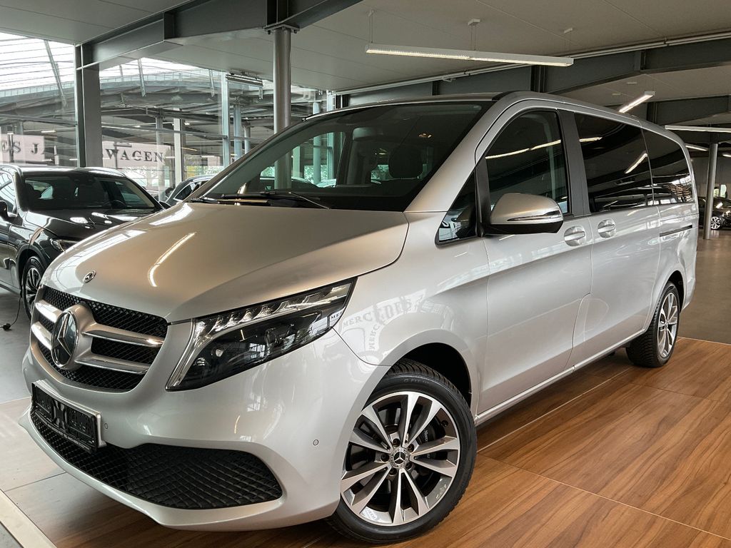 Image of Mercedes-Benz V 220