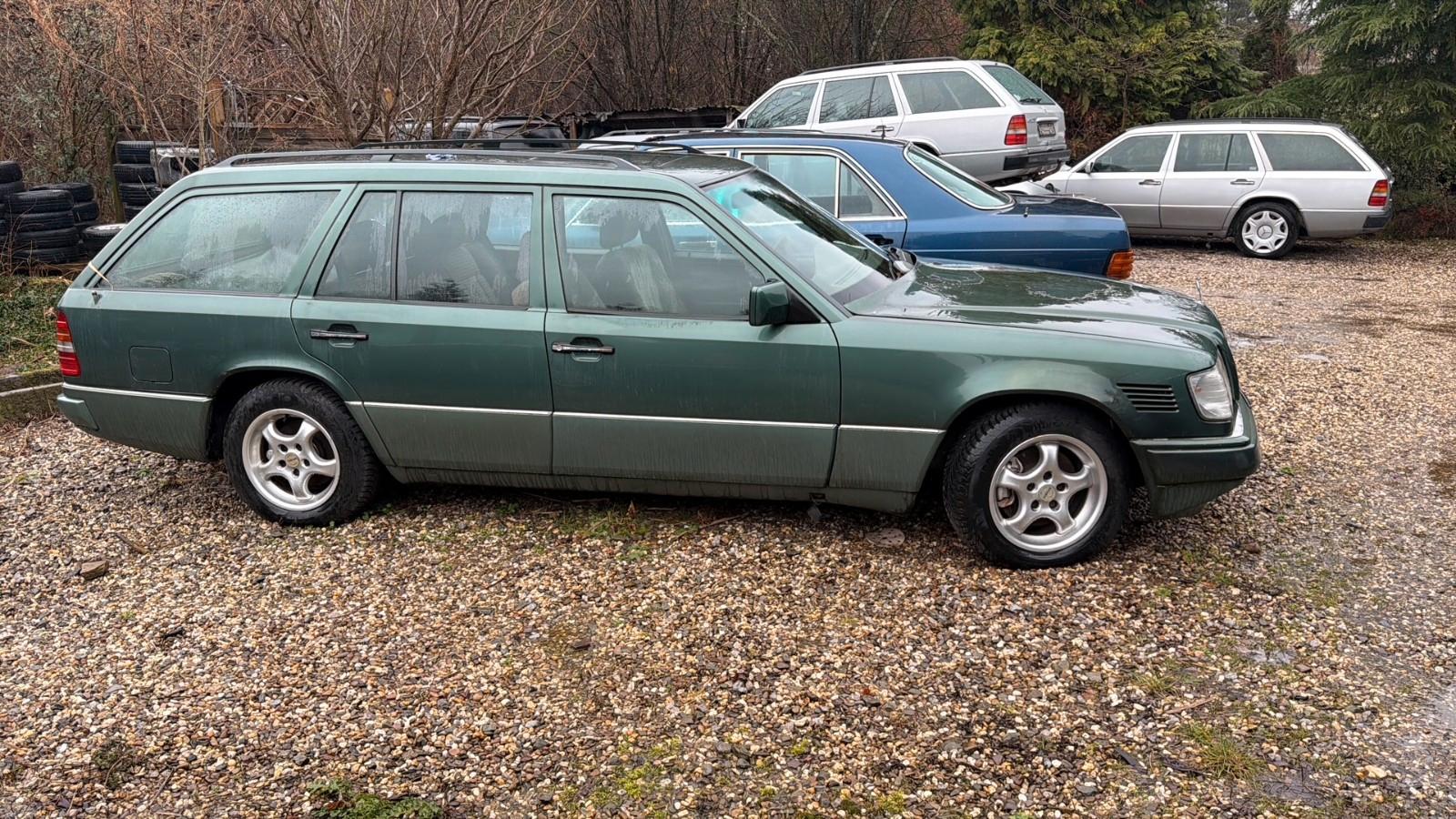 Mercedes-Benz 300 TDT Schiebedach Automatik W124