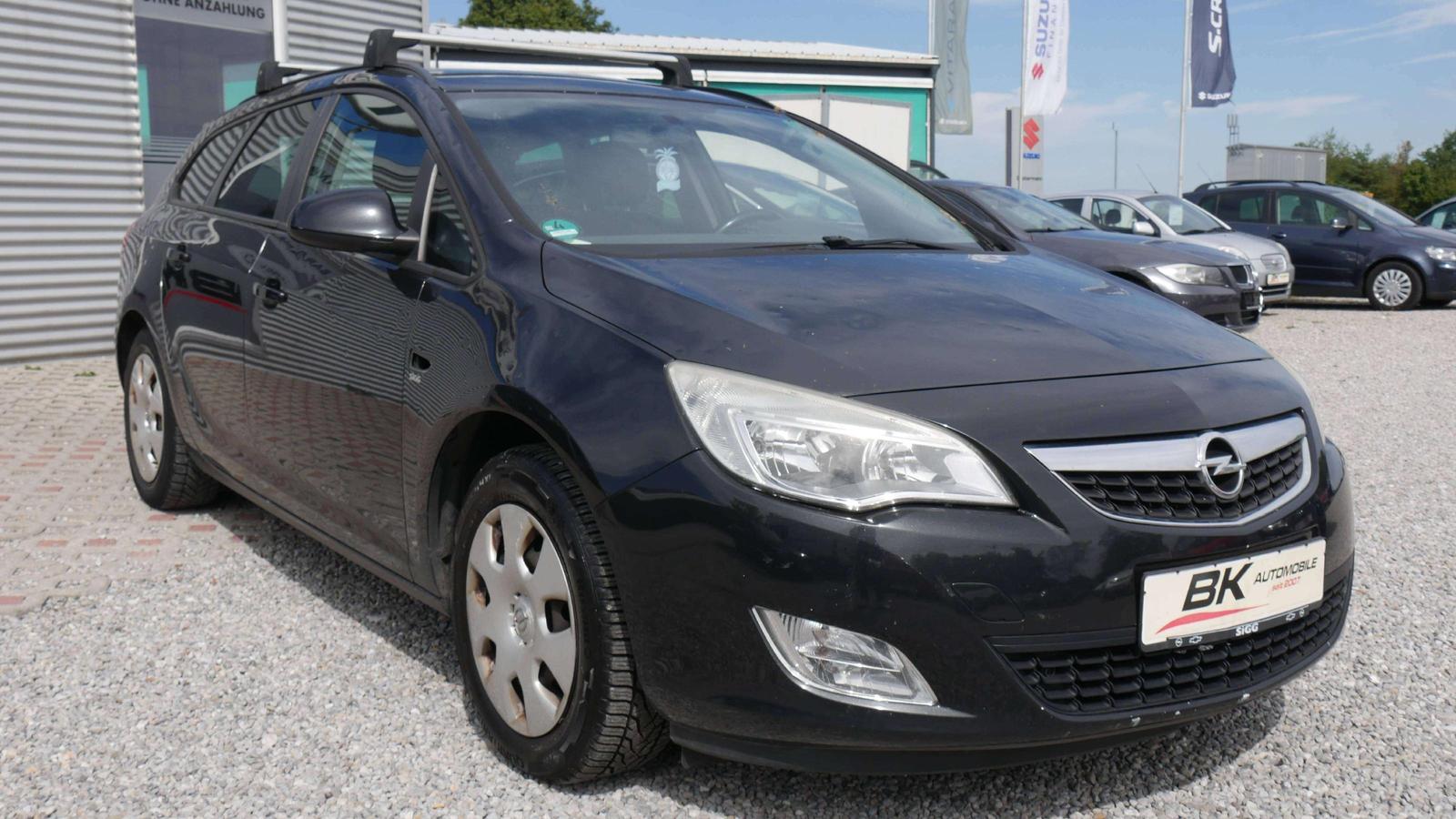 Opel Astra, 2011