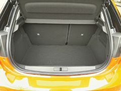 Fahrzeugabbildung Opel Corsa F Edition Dachpaket AluAllwetter +Garantie