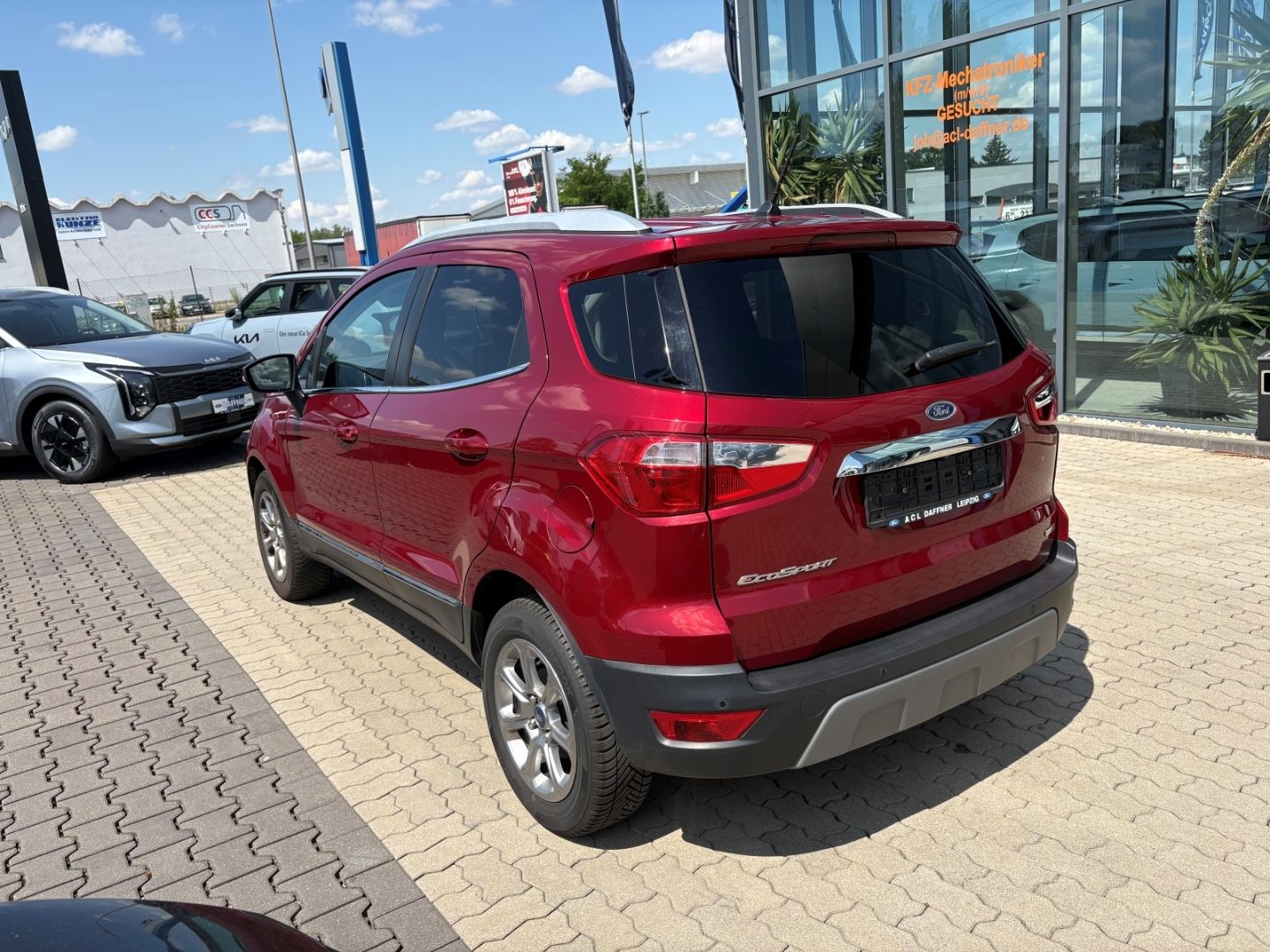 Fahrzeugabbildung Ford EcoSport Titanium Kamera SHZ Navi Klima Tempomat
