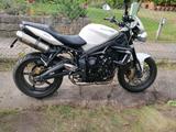 Triumph Street Triple R 675, Arrow 