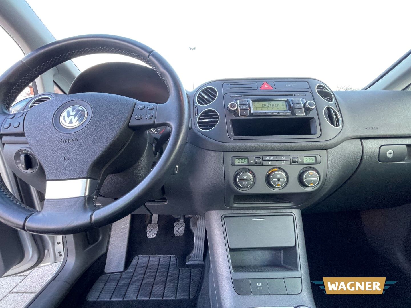 Fahrzeugabbildung Volkswagen Golf Plus V United 1.4 Klimaautomatik TÜV Neu