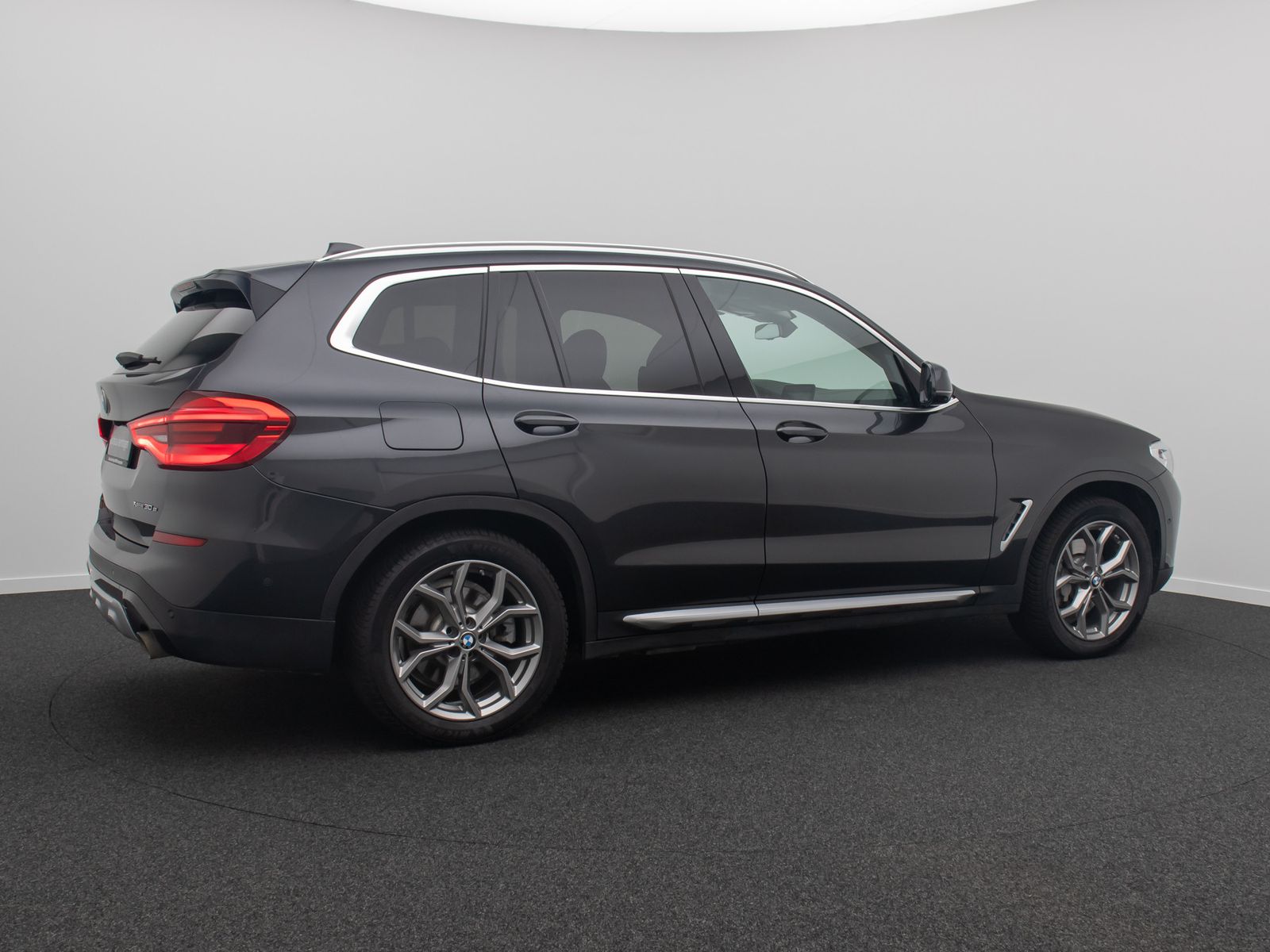 Fahrzeugabbildung BMW X3 xD30e xLine 360° HiFi ACC HUD Komfort 19Zoll