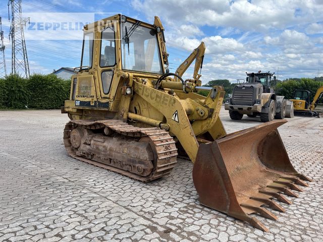 CAT 943