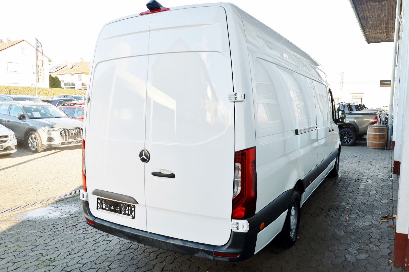 Fahrzeugabbildung Mercedes-Benz Sprinter III 319 CDI L3 / L4 Pharmamobil, MAXI