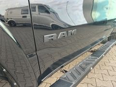 Fahrzeugabbildung Dodge RAM 1500 Gen5 5.7 Hemi Laramie Leder Navi AHK
