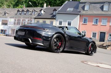 Porsche 992.2 4 GTS Cabrio*Lift,ACC,BOSE,18-W.,Sitzlüft*