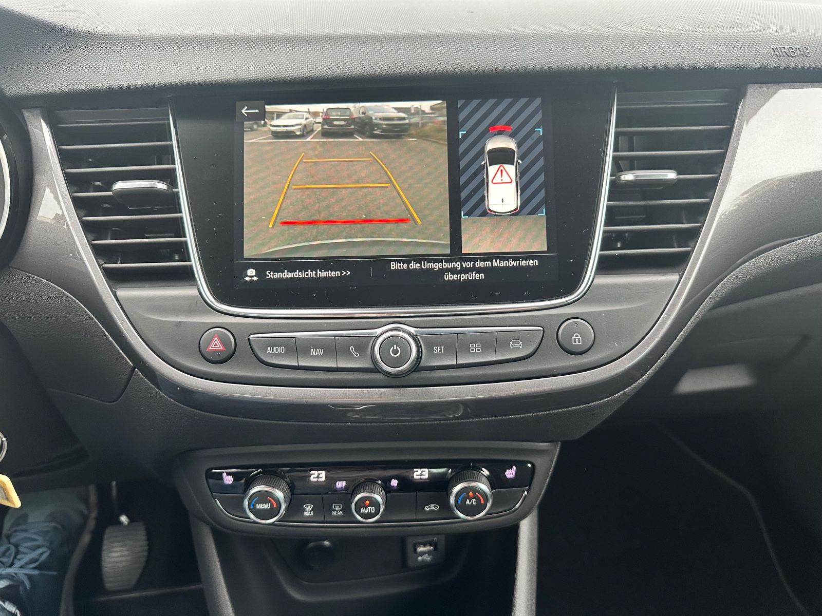Fahrzeugabbildung Opel Crossland Elegance*Navi*Sitzheizung*PDC*Kamera