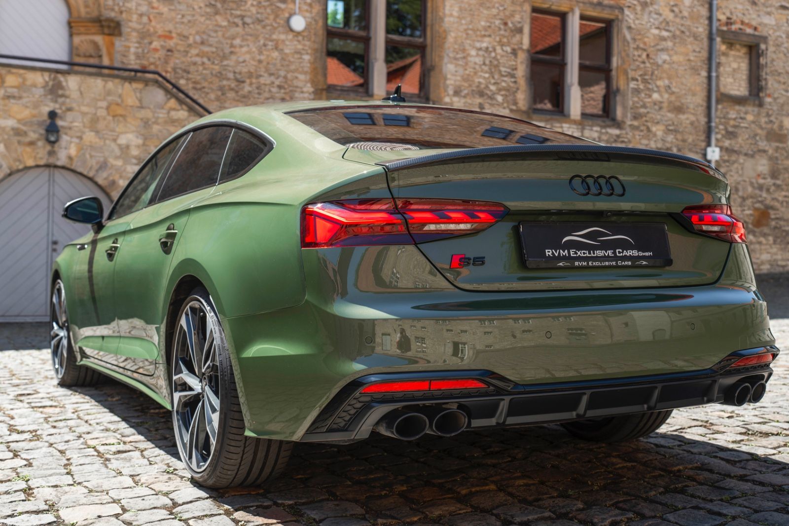 Fahrzeugabbildung Audi S5 TFSI SPORTBACK CARBON CARPLAY B&O MASSAGE 360