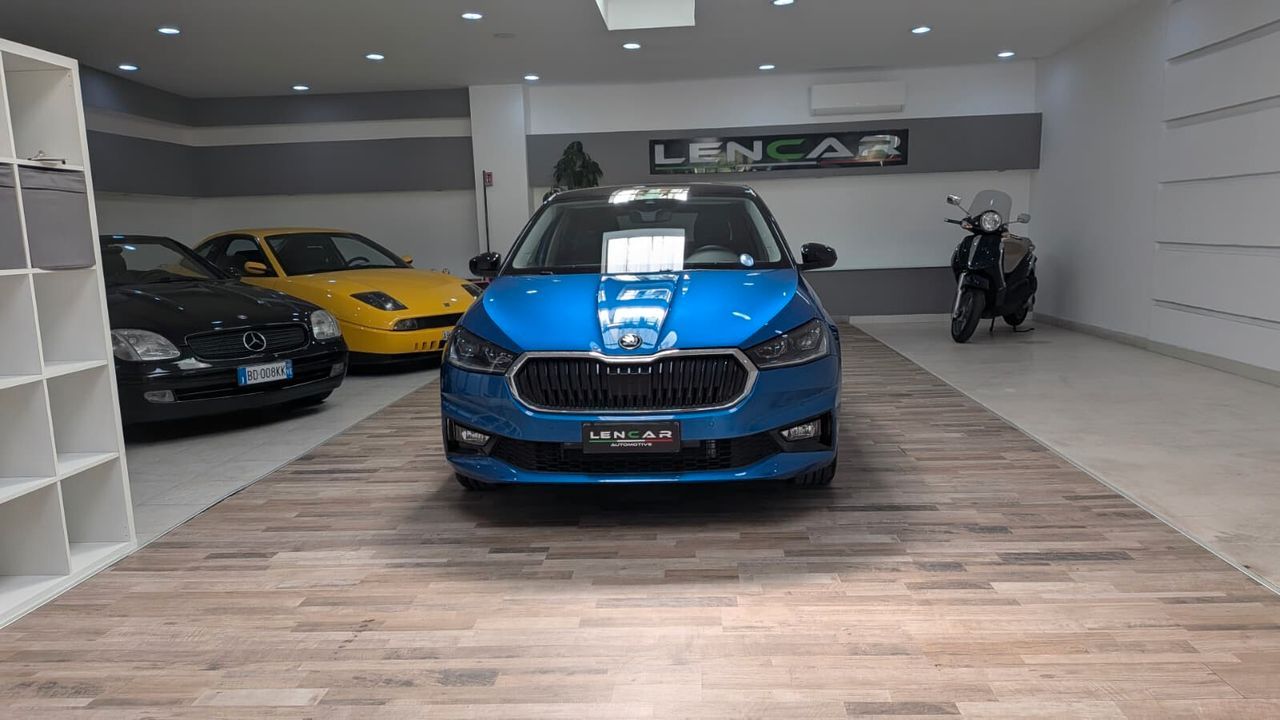 Skoda Fabia 1.0 MPI 80 CV 130 Edition imagem 2
