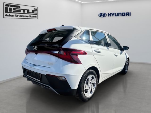 Fahrzeugabbildung Hyundai i20 FL (MY25) 1.2 Select Navi Kamera Einparkhilf