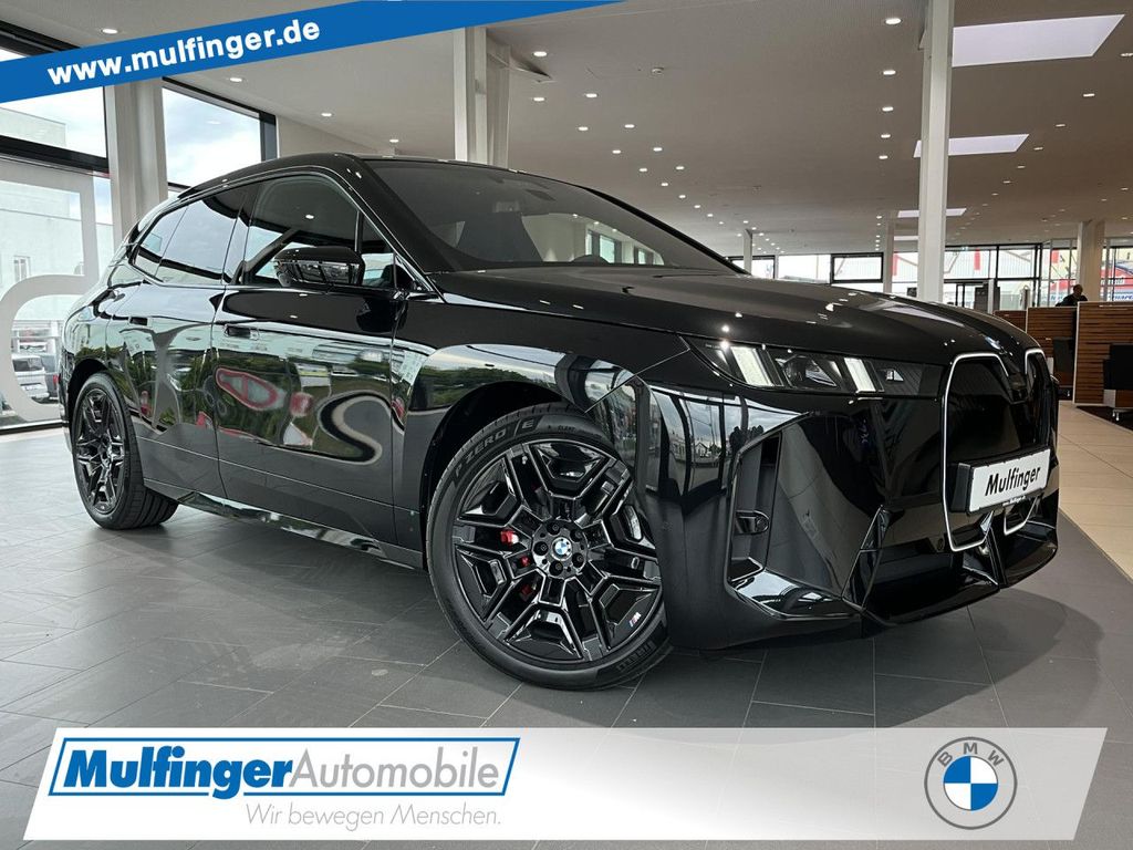 BMW iX