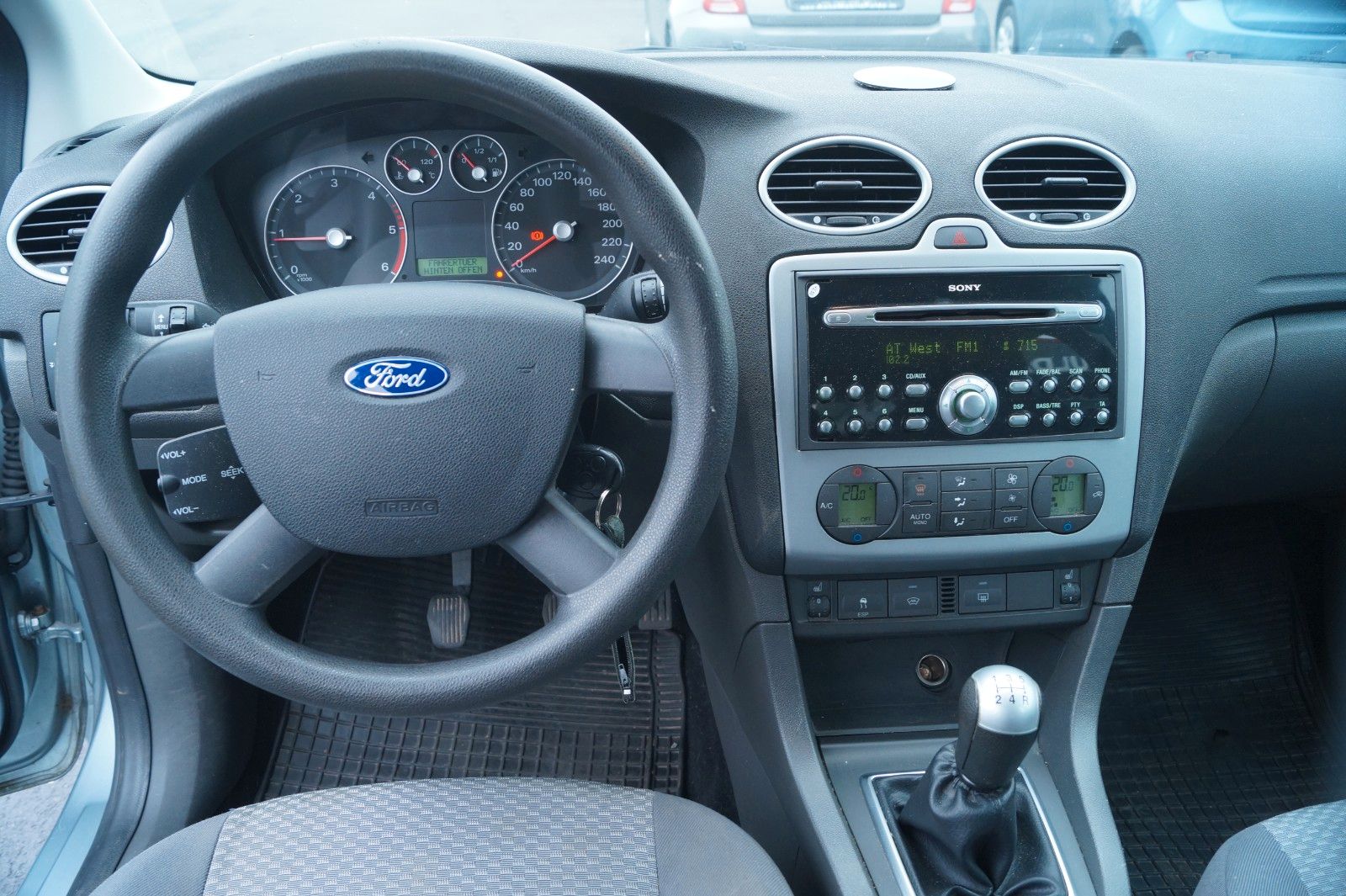 Fahrzeugabbildung Ford Focus Lim. Trend