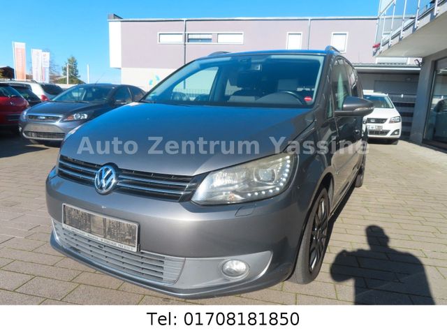 Volkswagen Touran Highline  1.6 Navi Bi-Xenon Euro5 AHK