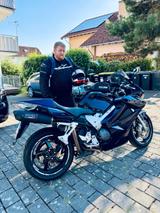 Honda VFR 800 VTEC (RC46) mit ABS - HONDA 2002 VFR 800