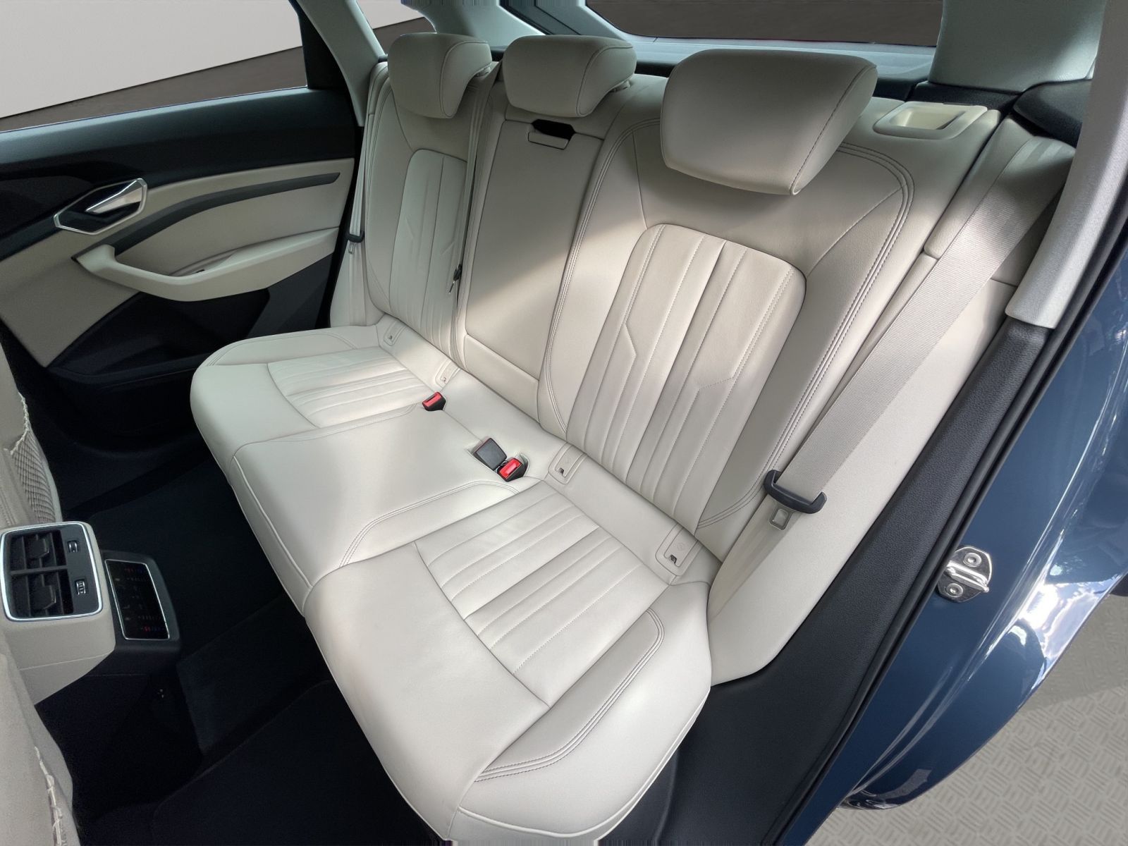 Audi Q8 e-tron - Bild 18