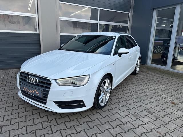 Audi A3 1.6 TDI S line Sportpaket LED Navi