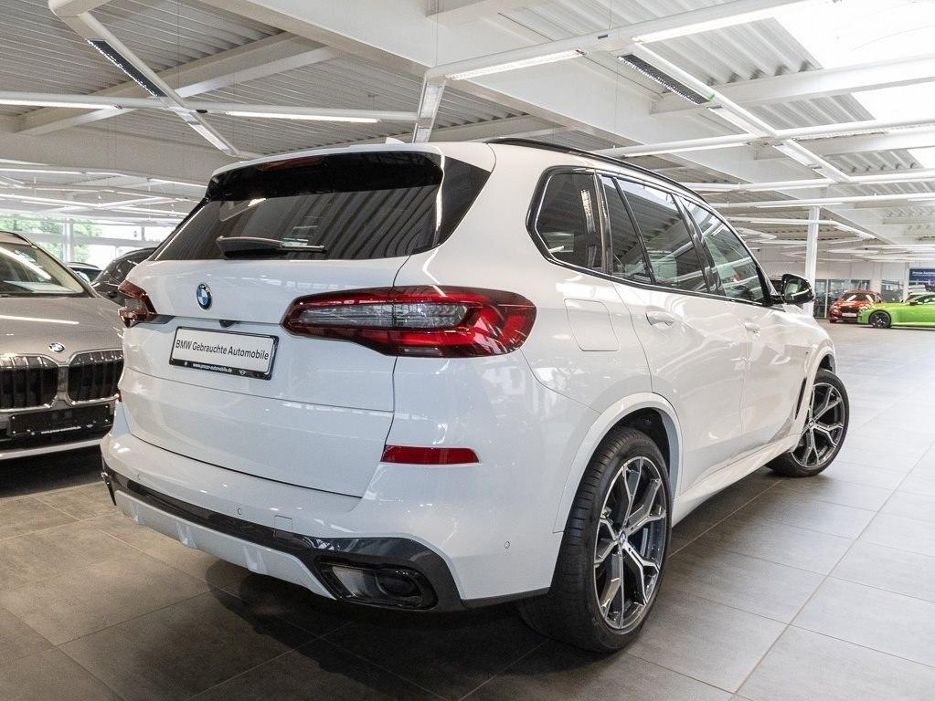 BMW X5 xDrive30d M Sport HUD PANO ACC AHK