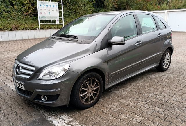 Mercedes-Benz B 200 -Sports Tourer 1. Hand 43000 km