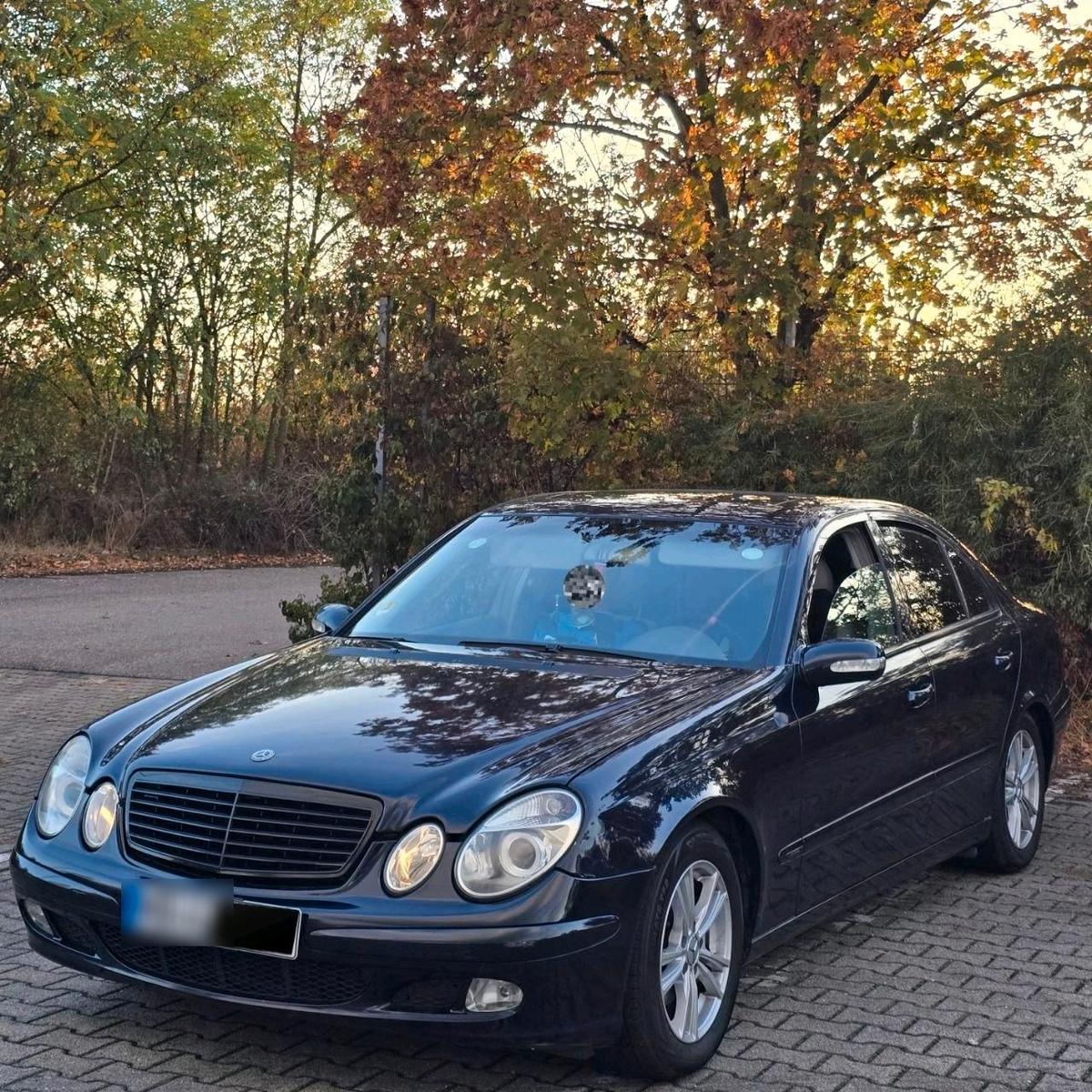 Mercedes-Benz E 200