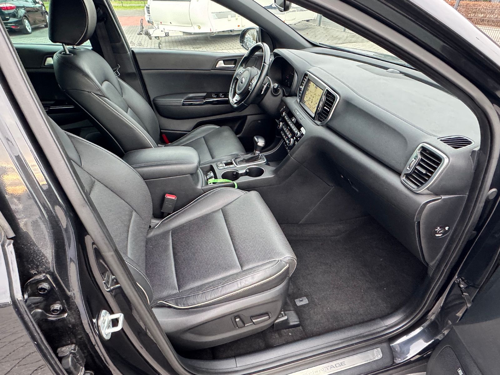 Fahrzeugabbildung Kia Sportage GT-Line 4WD