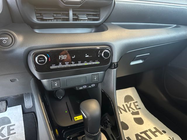 Toyota Yaris Hybrid Teamplayer Technik-Paket