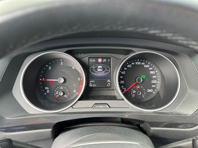 Tiguan Life 2.0 TDI DSG AHK Navi EasyOpen App