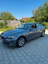 BMW 535i - Head Up, 8-fach bereift - gebrauchte BMW 535 aus dem Jahr 2011
