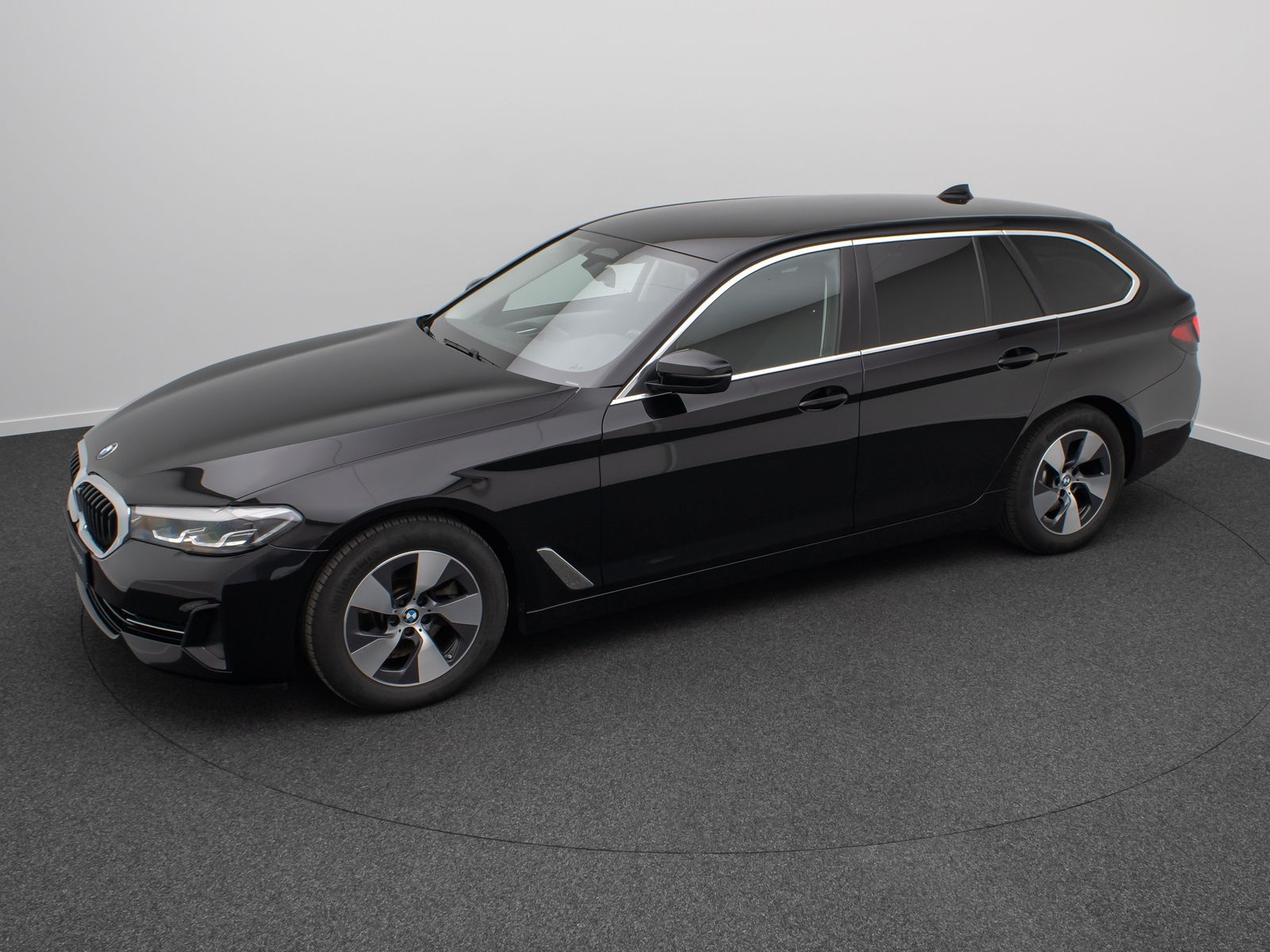 Fahrzeugabbildung BMW 520d DAB CockPit+ Lordos Stop&Go PDC Alarm LED