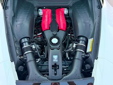صورة 10 لـ 2018 Ferrari 488 GTB