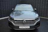 Volkswagen Touareg R-Line 4Motion 3.0 V6*E-AHK*PANO*LEDER* - Volkswagen Touareg in Düsseldorf