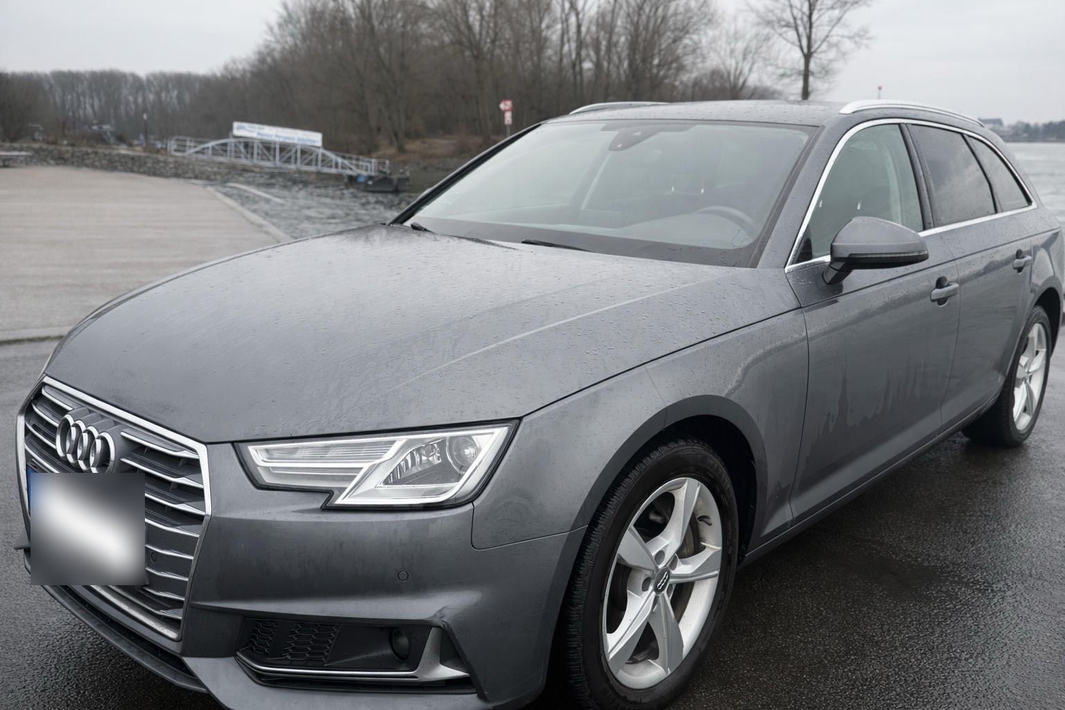 AUDI Audi A4 Avant 40 TDI/ 2019/ TÜV NEU/ 190 P...