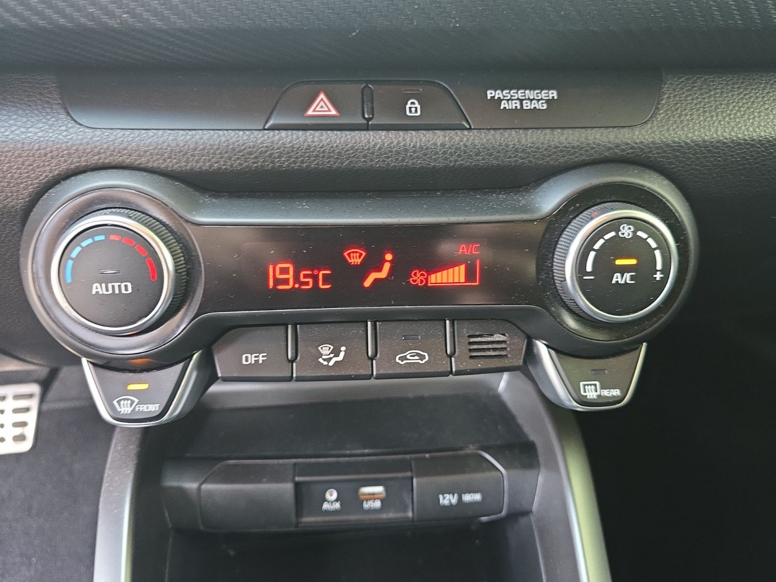 Fahrzeugabbildung Kia Rio GT-Line KAMERA NAVI LEDER