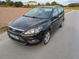 Ford Focus 1,6 VivaTurnier Viva - Ford Focus: Viva