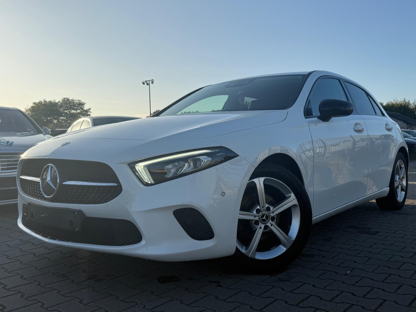 Mercedes-Benz A 180