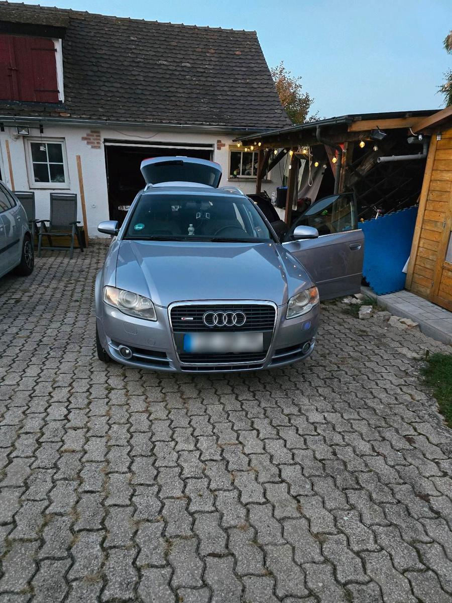 Audi A4 2006 — rear view