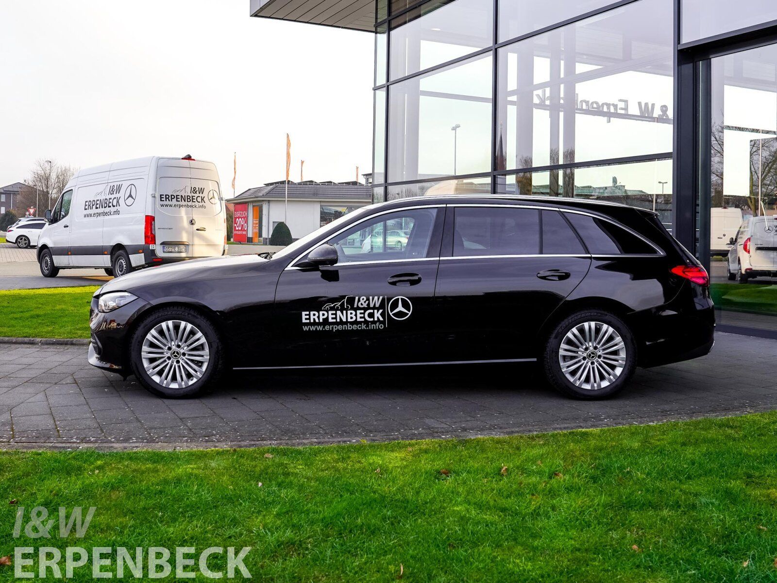 Fahrzeugabbildung Mercedes-Benz C 200 T-Modell*AHK*Distronic*Navi*Memory