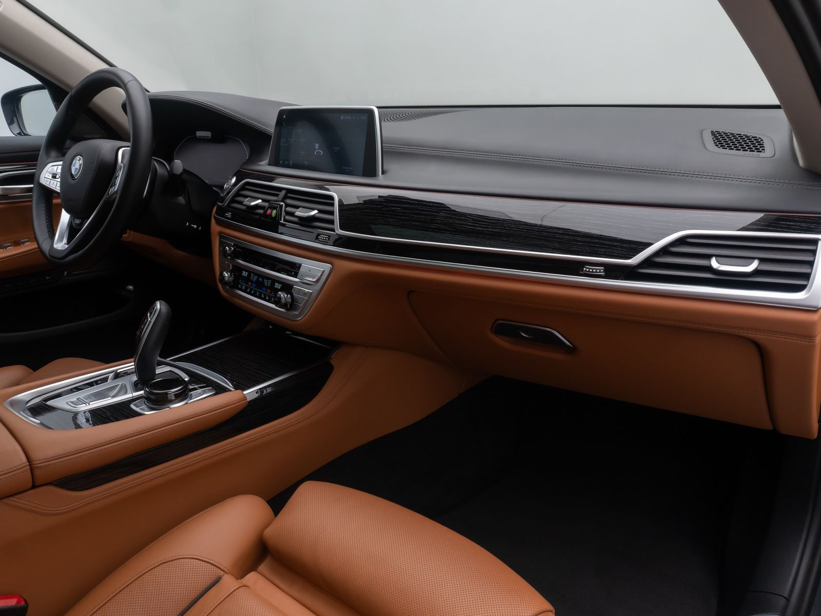 Fahrzeugabbildung BMW 750i xD HUD 360°Massage TV Laser SoftCl 21" Voll