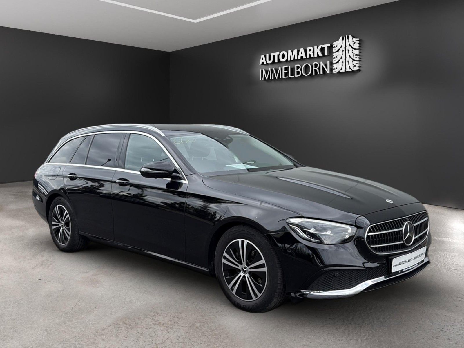 Mercedes E 220 - 1