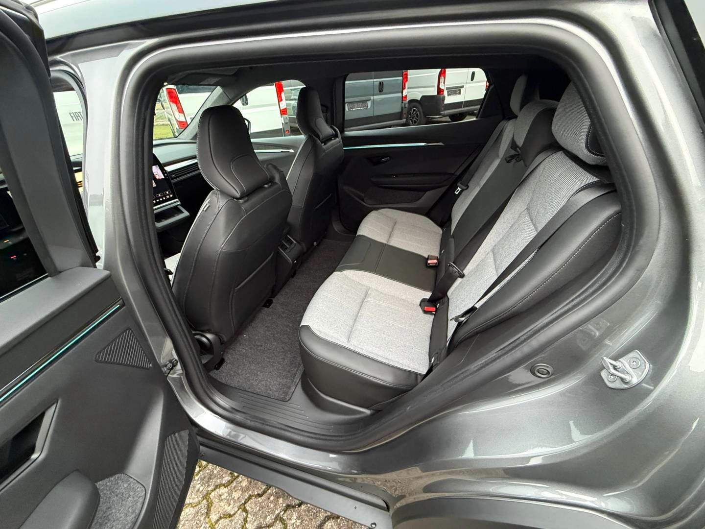 Fahrzeugabbildung Mitsubishi Eclipse Cross Diamant TOP