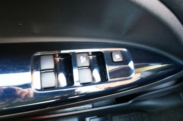 Fahrzeugabbildung Mitsubishi Space Star Diamant Edition+, elektr. Faltdach