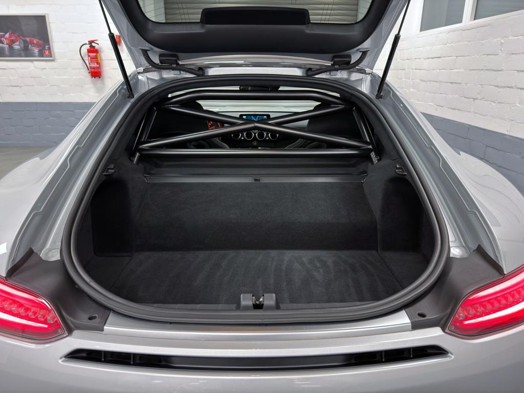 Mercedes-Benz AMG GT R