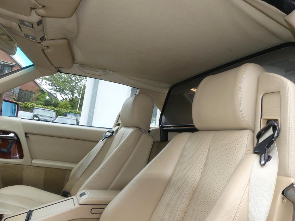 Mercedes-Benz SL 300