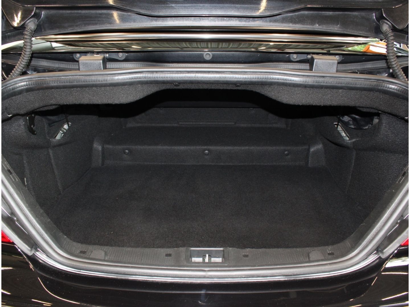 Fahrzeugabbildung Mercedes-Benz CLK 200 K Cabrio Navi*Massagesitz*Sportpaket