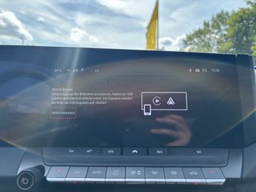 Bild 18 Opel Astra GS AT8/NAVI/SHZ+LHZ/PDC vo+hi+360Cam