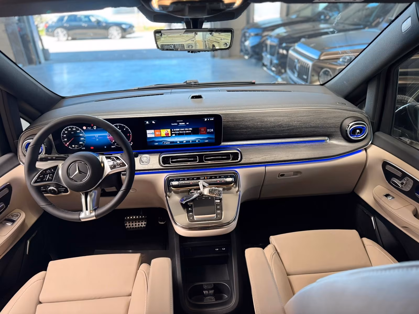 Mercedes-Benz V300d 4M AIRMATIC VIP-SEATS EXTRA LONG EXCLUSIVE