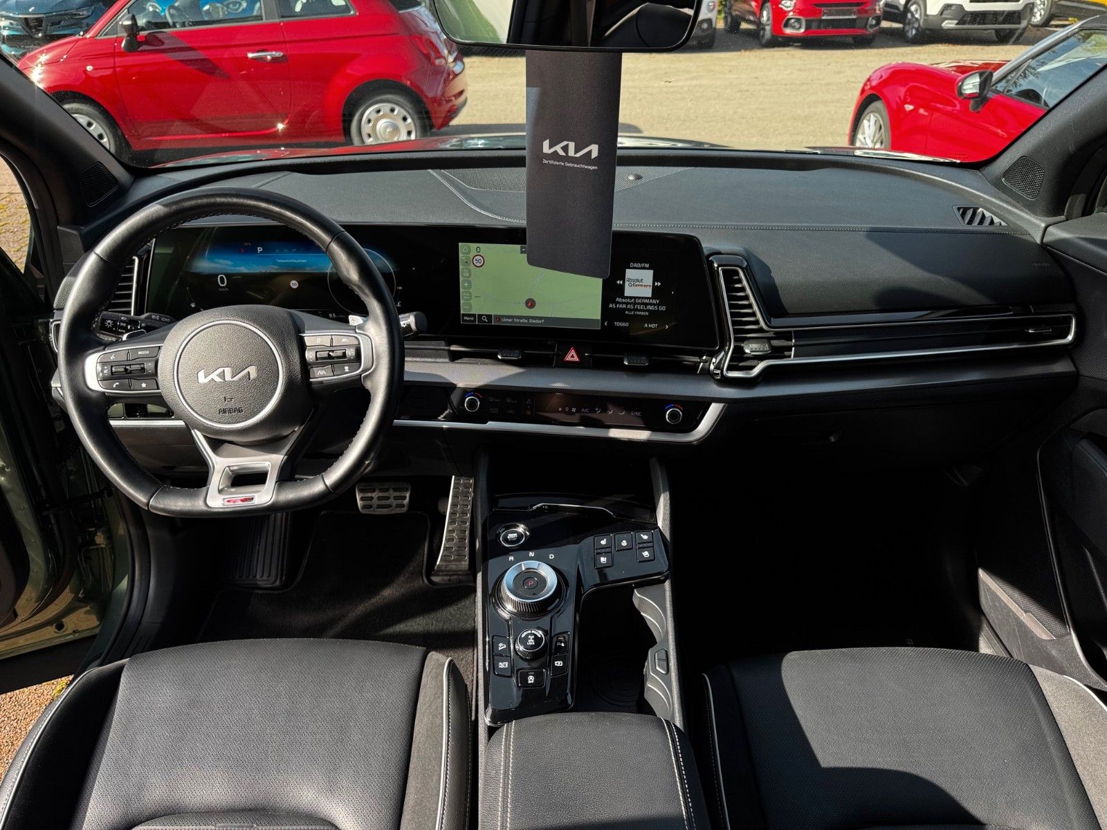 Fahrzeugabbildung Kia Sportage 1.6 GT-line 180PS AWD 360° GLASDACH