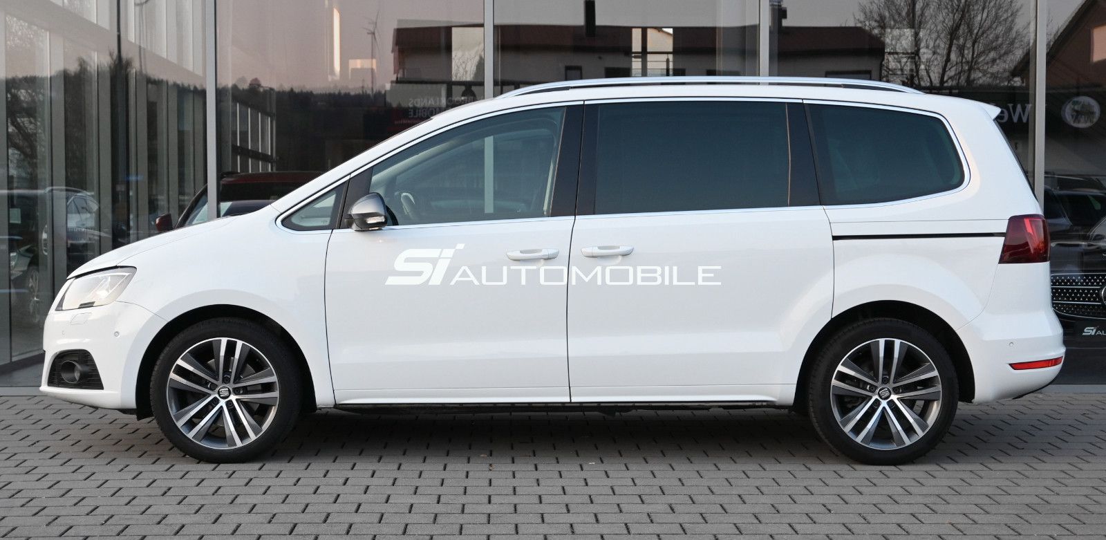Fahrzeugabbildung SEAT Alhambra 1.4 TSI DSG FR-LINE °ACC°AHK°DCC°STHZG°